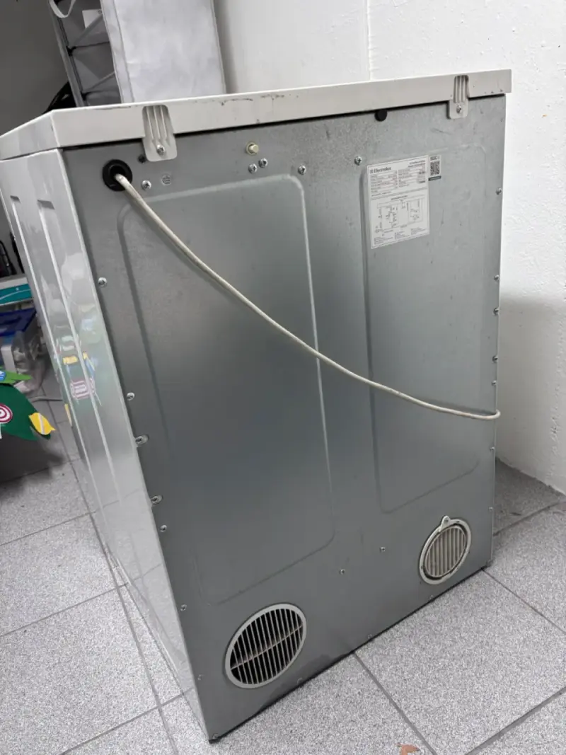 Secadora de Ropa Electrolux 6kg en Buen Estado - 4