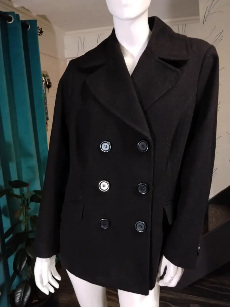 Abrigo / Chaqueta Negra H&M Talla 50 o XXL - 4
