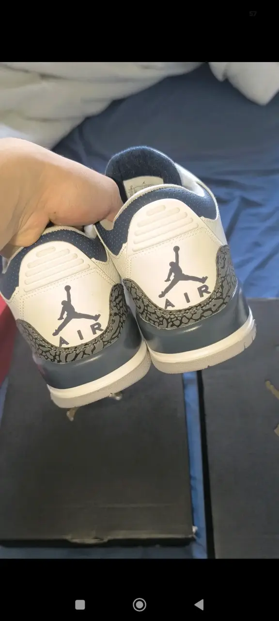Zapatillas deportivas Air Jordan blancas y grises - 4