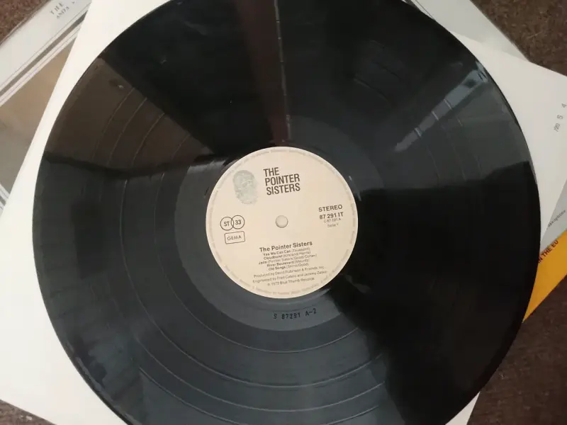 Vinilo The Pointer Sisters en buen estado - 4
