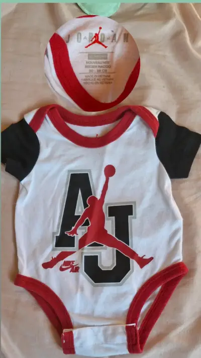 Bodys de marca jordan y nike - miniatura 6