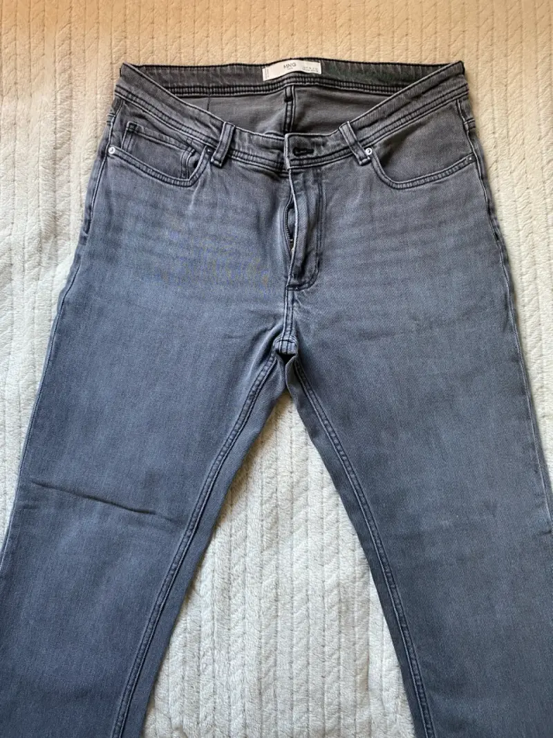 Jeans grises para hombre MANGO talla 44 - 1
