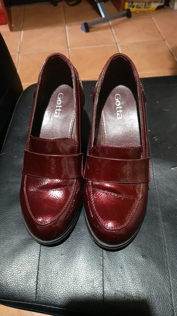 Zapatos de charol burdeos Gotta para mujer - 1