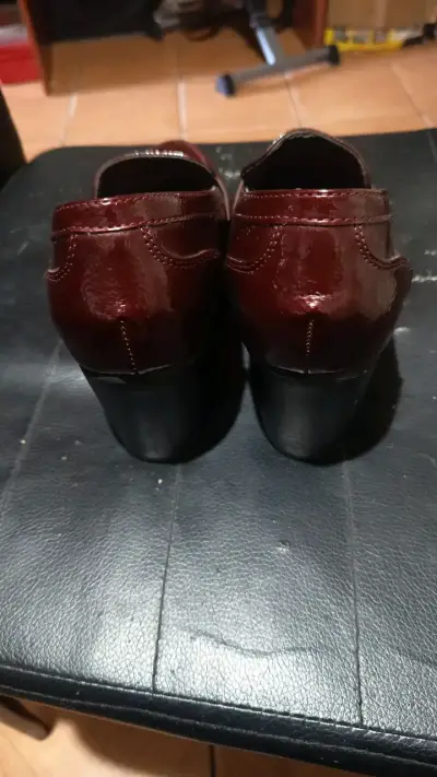 Zapatos de charol burdeos Gotta para mujer - miniatura 3