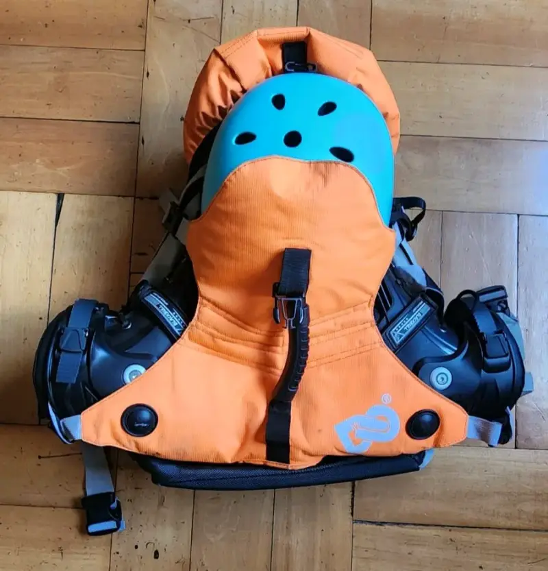 Pack de Patinaje con Patines Talla 43 y Casco - 3