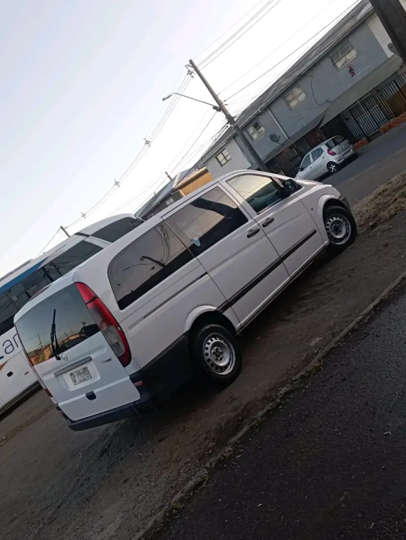 Furgón Mercedes-Benz Vito en buen estado - 5