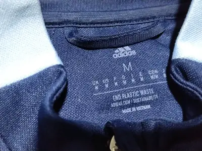 Chaqueta deportiva Adidas azul con número 10 - miniatura 2