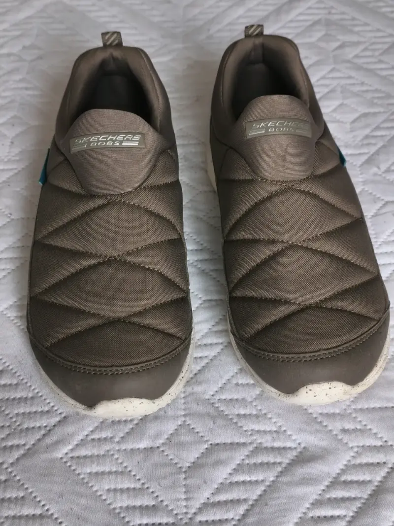 Zapatillas Skechers marrones impermeables - 2