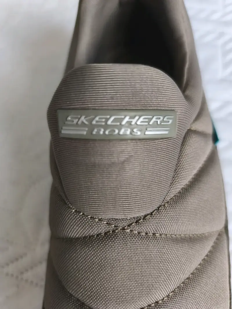 Zapatillas Skechers marrones impermeables - 5