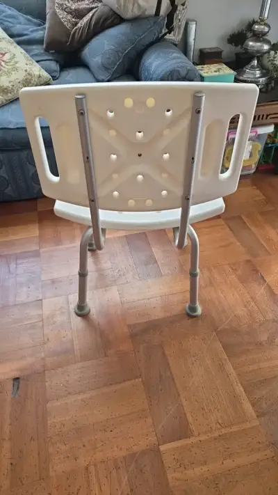 Silla de ducha ajustable para baño - miniatura 2