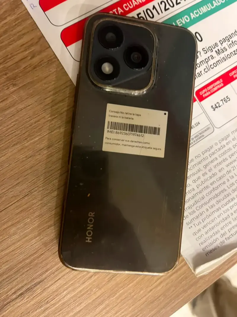 Smartphone Honor con triple cámara trasera - 2