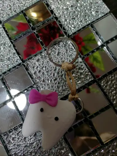 Llavero de dientes impreso 3D con diseño adorable - miniatura 3