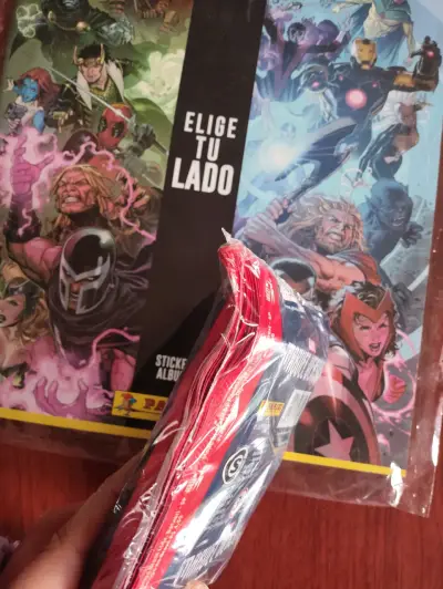 Álbum de Stickers Marvel Versus Panini - miniatura 2