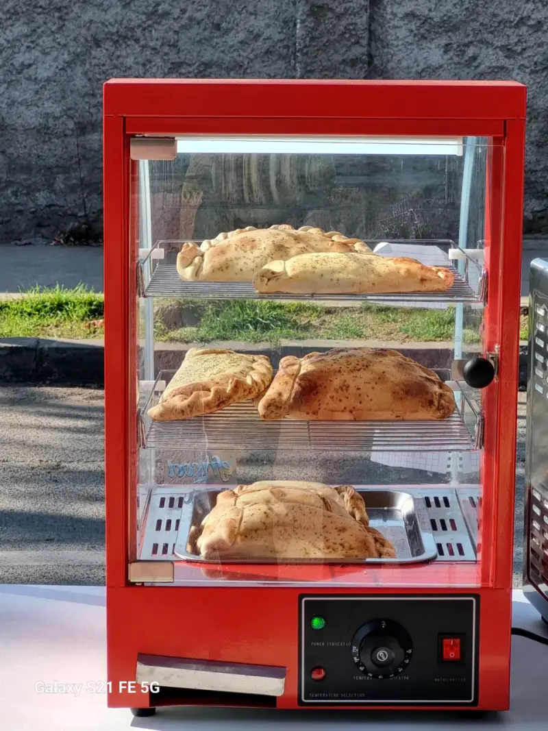 Vitrina Calentador de Alimentos Roja para Empanadas