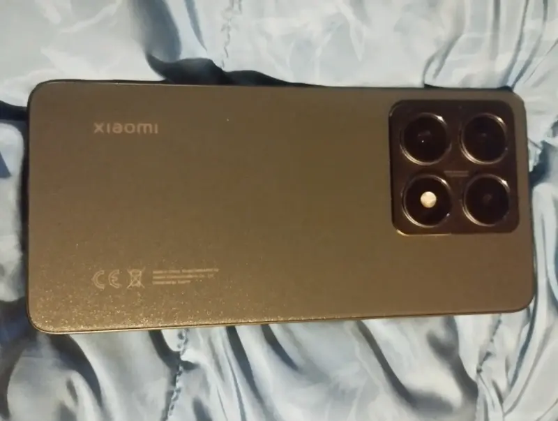 Smartphone Xiaomi 14T 12 ram con cámara cuádruple - 1