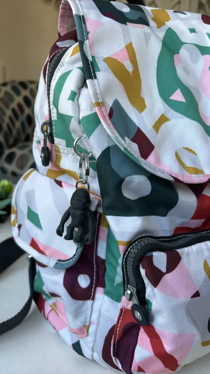 Mochila Kipling colorida - 2