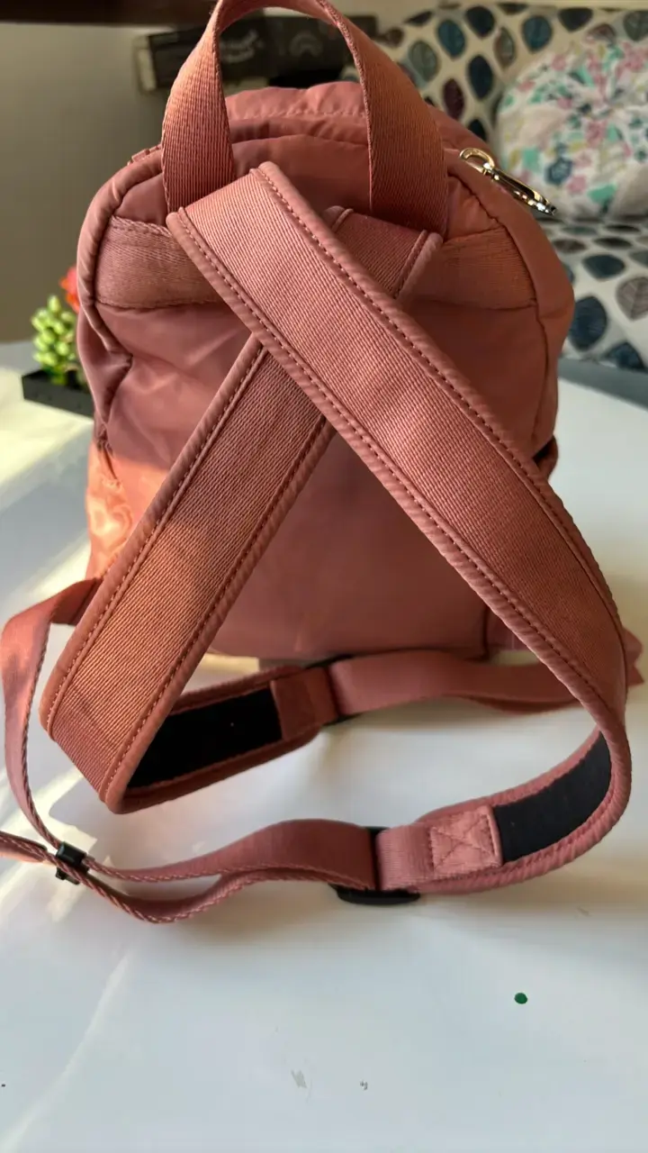 Mochila pequeña rosa Kipling con llavero - 4