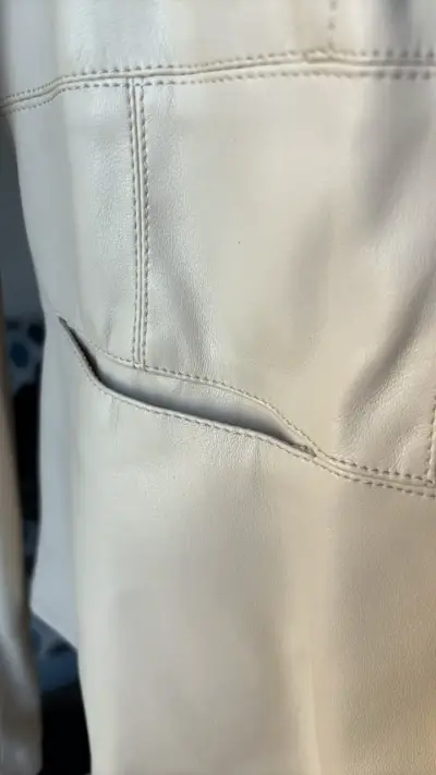 Chaqueta de ecocuero Guess Peplum - miniatura 3