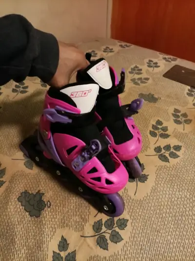 Patines en línea para niños color rosa y morado - miniatura 2