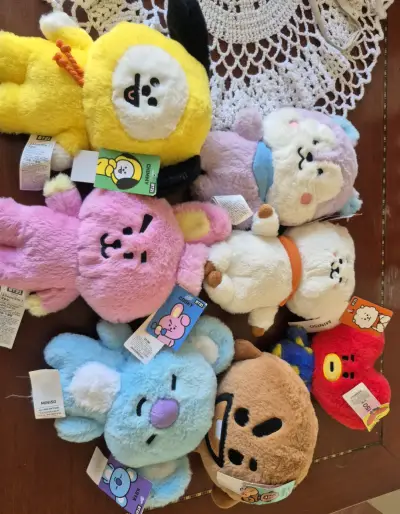 Peluches Miniso BT21 colección completa - miniatura 1