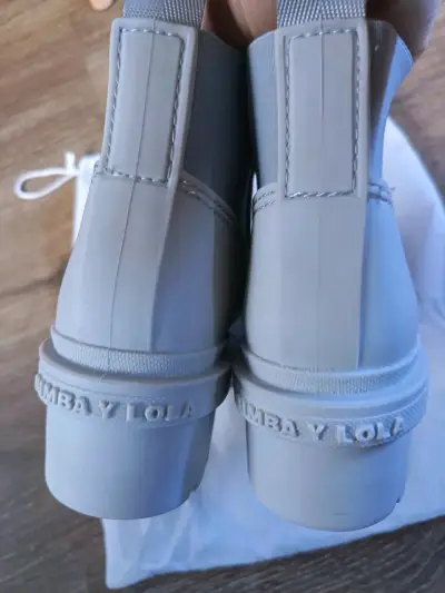Botines de goma Bimba y Lola grises Nuevas - miniatura 2