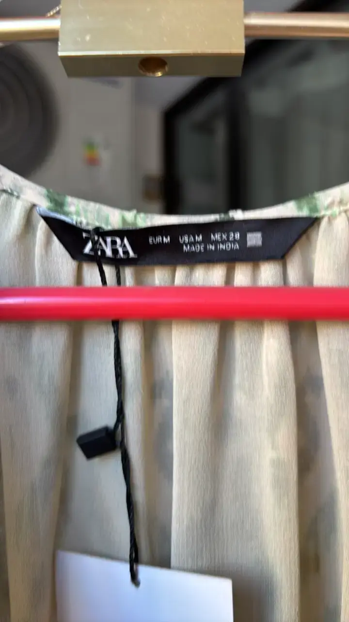 Vestido estampado bohemio Zara talla Mi - 2
