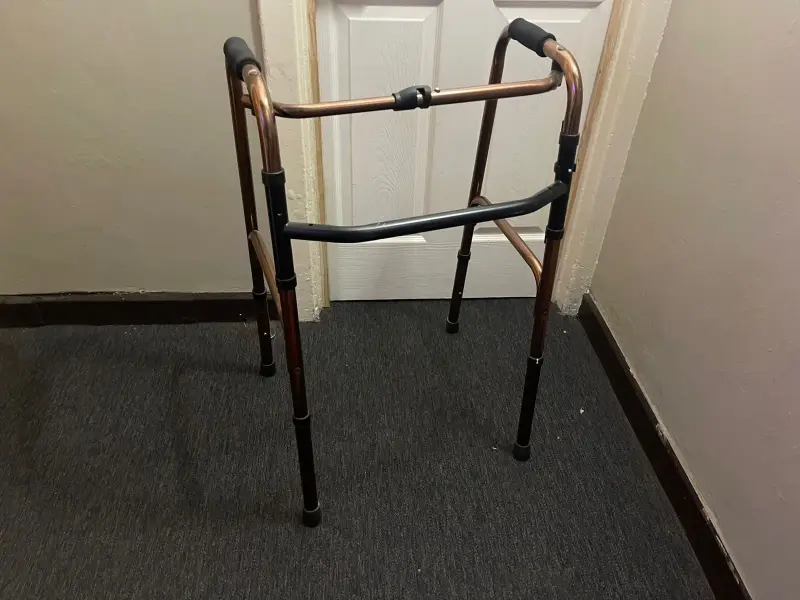 Andador plegable de aluminio para adultos - 2