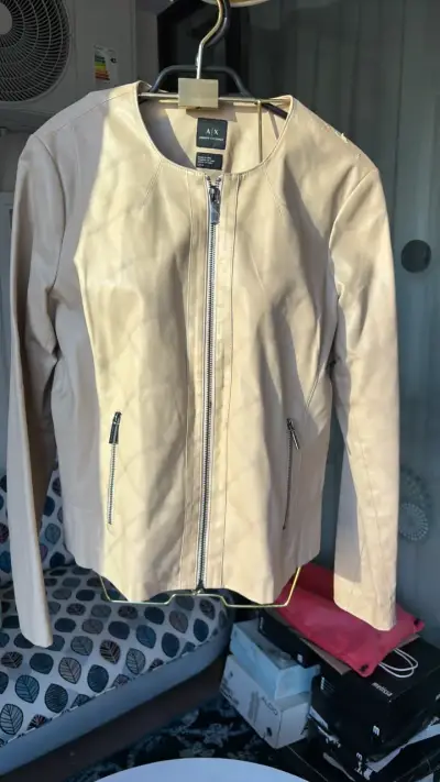 Chaqueta de cuerina beige Armani Exchange - miniatura 1