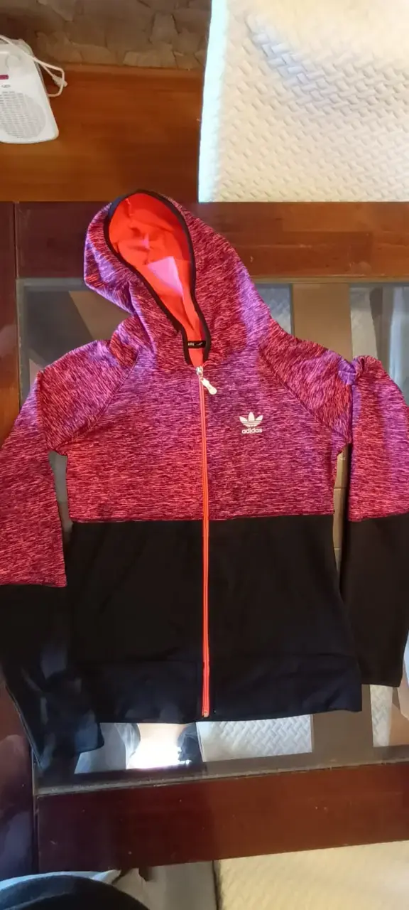 Polerón con capucha Adidas para mujer rosa y negro - 1
