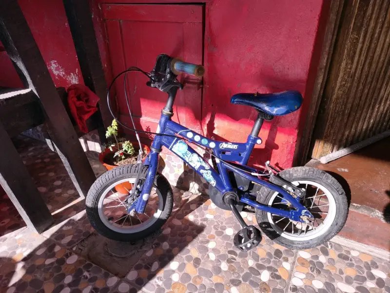 Bicicleta infantil Avengers Aro 12 - 1