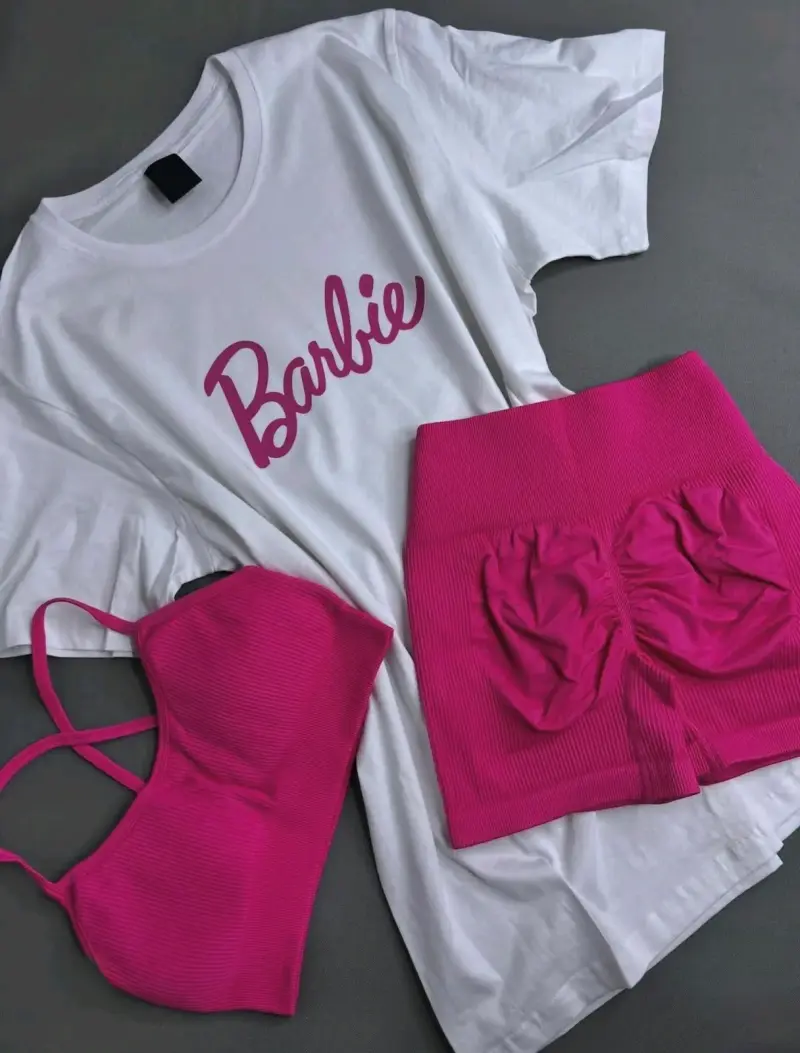 Conjunto deportivo mujer con polera, top y short - 3