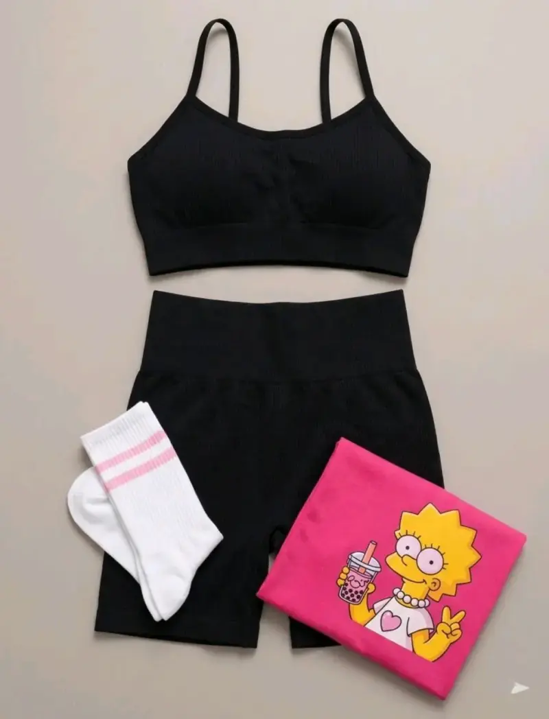 Conjunto deportivo mujer con polera, top y short - 5