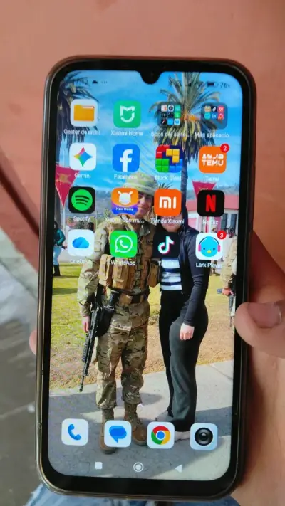 Smartphone Xiaomi Redmi con doble cámara - miniatura 3
