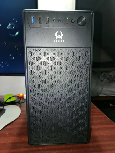 Gabinete de PC Kronos con puertos USB - miniatura 4