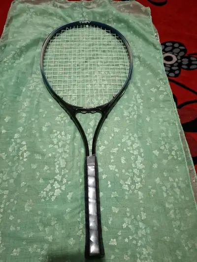 Raqueta de tenis con funda Radost - miniatura 3