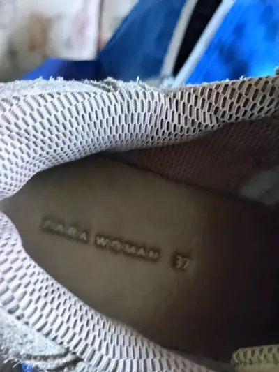 Zapatillas deportivas beige Zara Woman talla 37 - miniatura 1