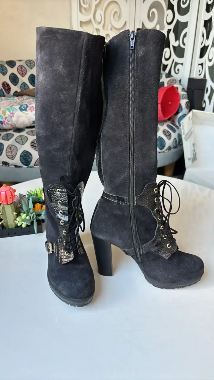 Botas ALDO negras de tacón alto con cordones - 1