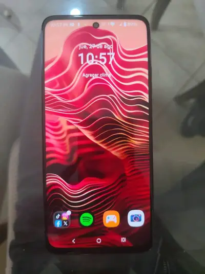 Motorola Moto G35 256GB con funda - miniatura 3