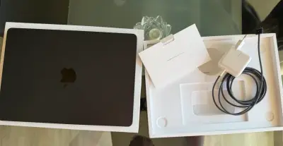 MacBook Air M4 256 GB - miniatura 1
