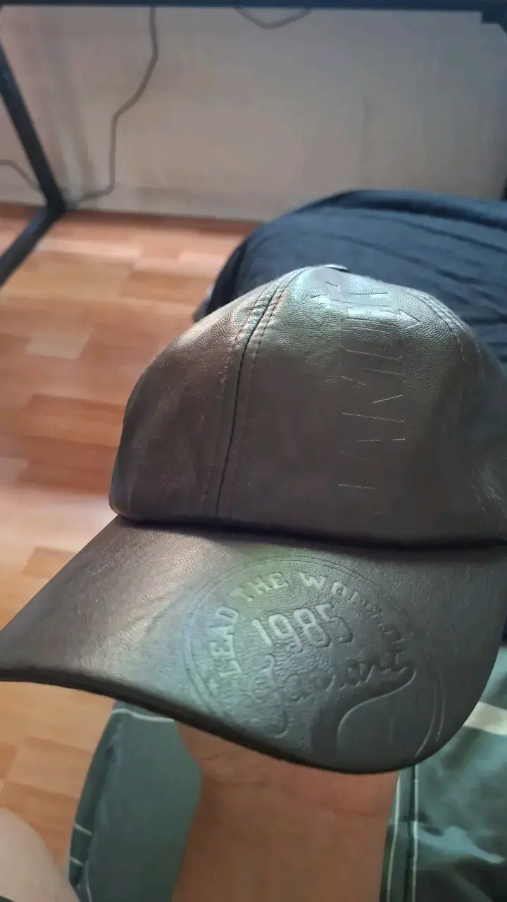 Gorra de cuero marrón estilo casual - 2
