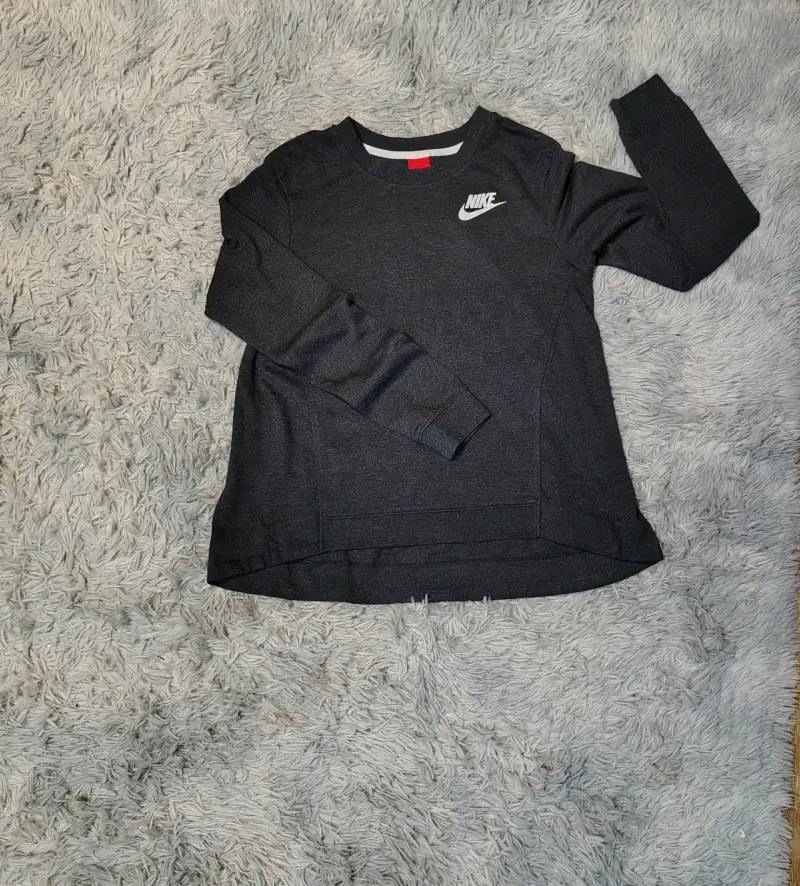 Polerón Nike gris oscuro - 2
