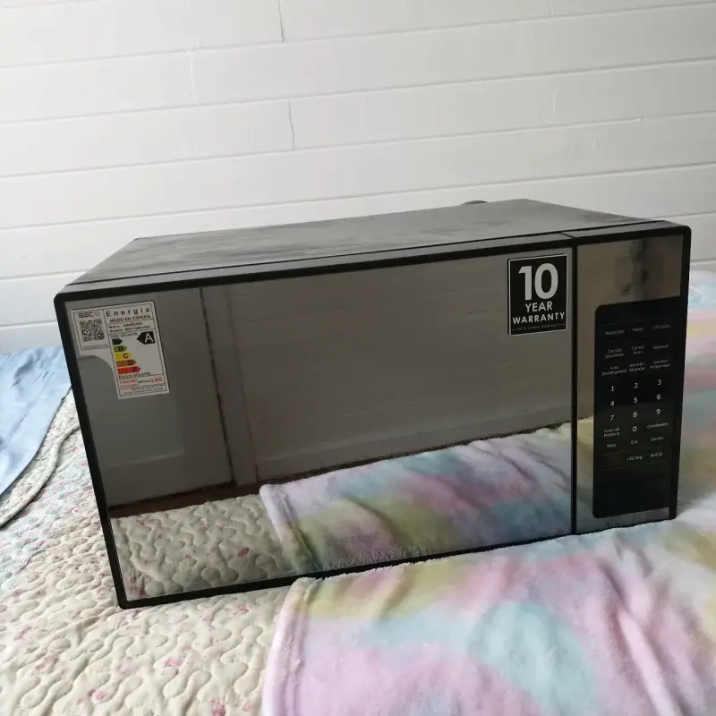 Microondas con panel táctil - 5