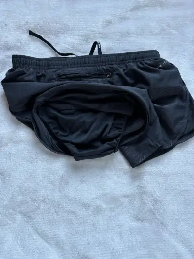 Shorts deportivos Nike Dri-Fit negros de mujer xs - miniatura 4
