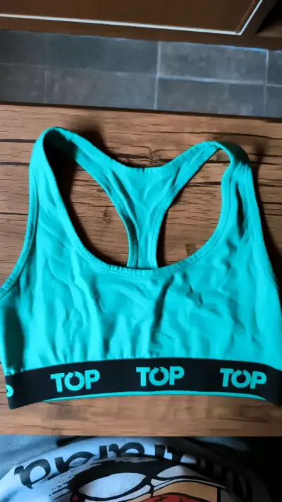 Pack de tops deportivos estampados y lisos - miniatura 2
