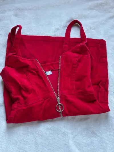 Vestido rojo HYM talla eu 32 con cierre frontal - miniatura 3