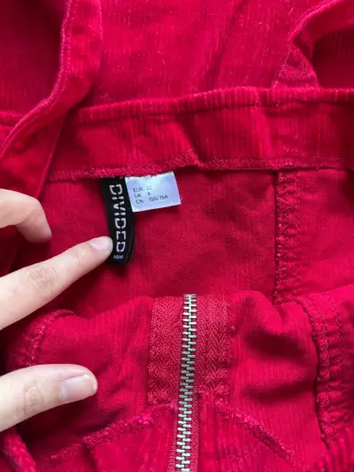 Vestido rojo HYM talla eu 32 con cierre frontal - miniatura 4