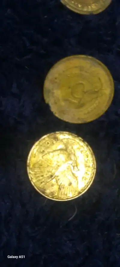 Colección de monedas antiguas variadas - miniatura 2