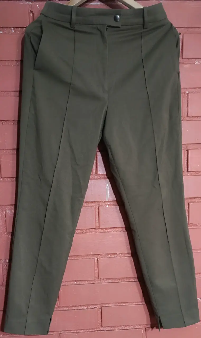 Pantalones verdes de mujer H&M talla 36 - 1