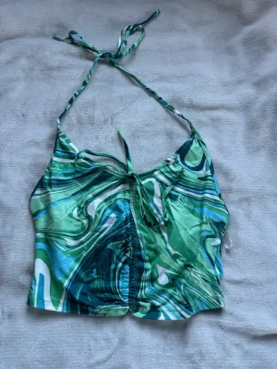 Top halter estampado verde Shein talla XS - miniatura 1