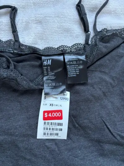 Camiseta de tirantes gris con encaje H&M - miniatura 3
